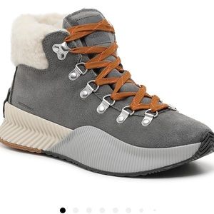 Sorel out N about III snow boot